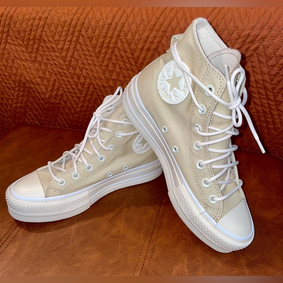 Converse Platform Shoes - Picture 3 of 12